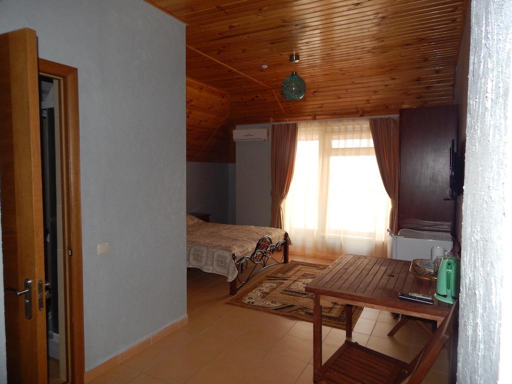 Delfin Hotel 3*